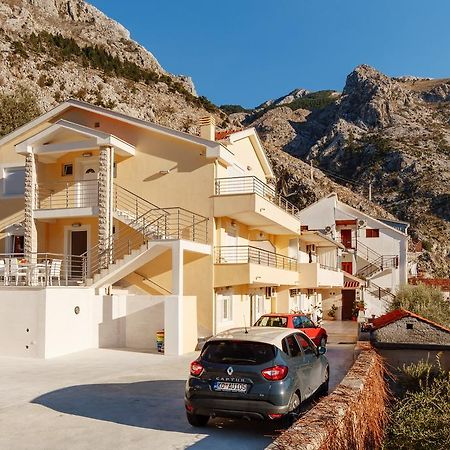 Apartments Blue Sea Kotor Exterior photo